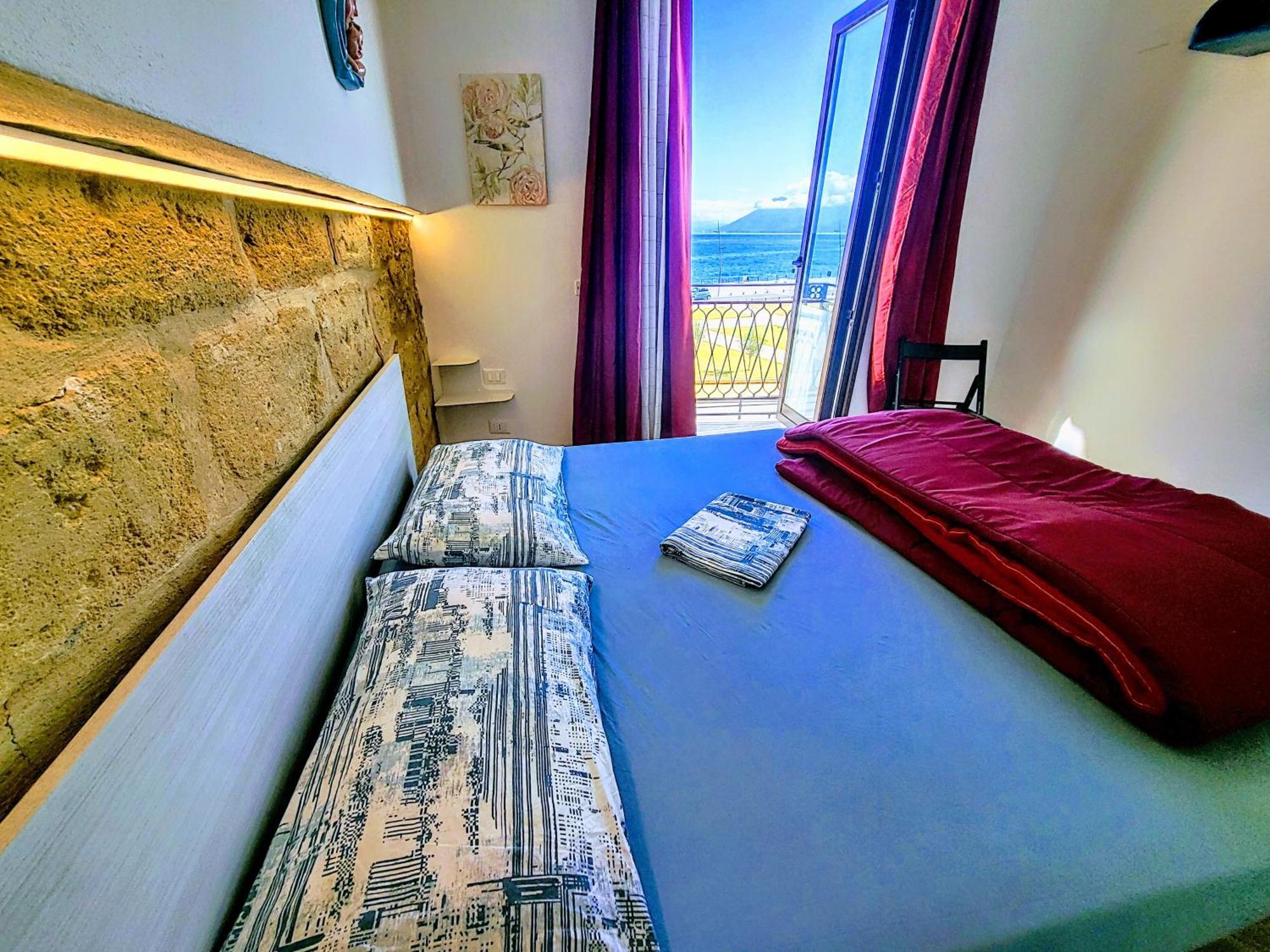 Ferienwohnung Seafront House Gabbiano Azzurro Santa Flavia Exterior foto